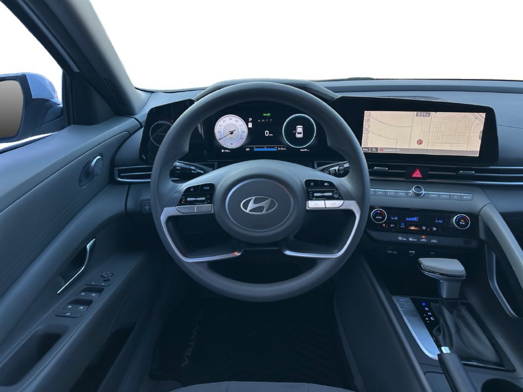 Used 2024 Hyundai Elantra SEL FWD image 13