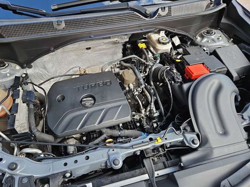 Used 2020 Buick Encore GX Essence w/ Advanced Technology Package FWD image 15