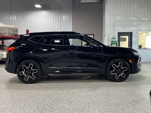 Certified 2023 Chevrolet Blazer RS w/ Driver Confidence II Package image 6