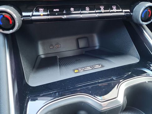 New 2026 Chevrolet Traverse LT image 29