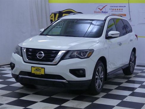 Used 2019 Nissan Pathfinder SV image 5