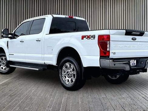 Used 2022 Ford F250 Lariat w/ Chrome Package AWD/4WD image 11