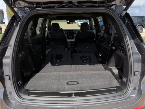 New 2025 Jeep Grand Cherokee L Altitude image 46