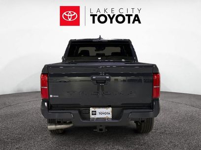 New 2025 Toyota Tacoma SR5