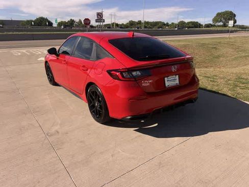 Used 2025 Honda Civic Sport image 5