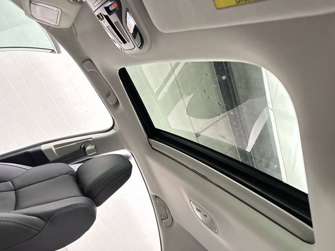 Used 2025 Subaru Legacy Limited image 20