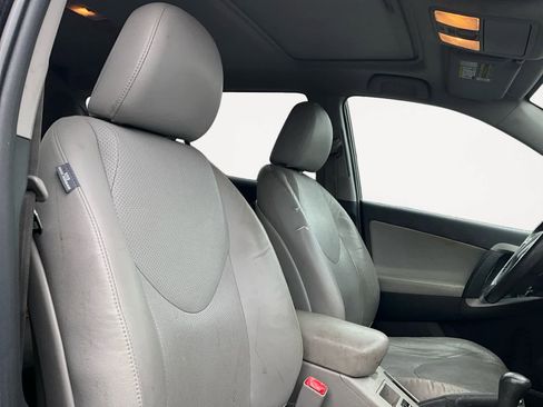 Used 2011 Toyota RAV4 Limited image 17