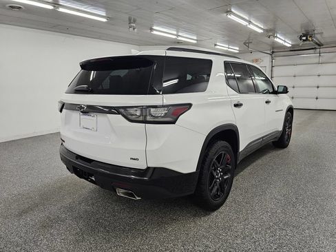 Used 2021 Chevrolet Traverse Premier w/ Redline Edition AWD/4WD image 4