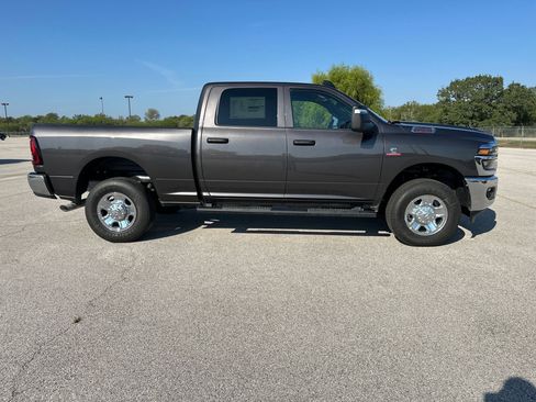 New 2026 RAM 2500 Tradesman AWD/4WD image 6