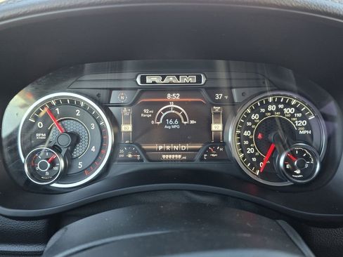 Used 2020 RAM 3500 Laramie image 16