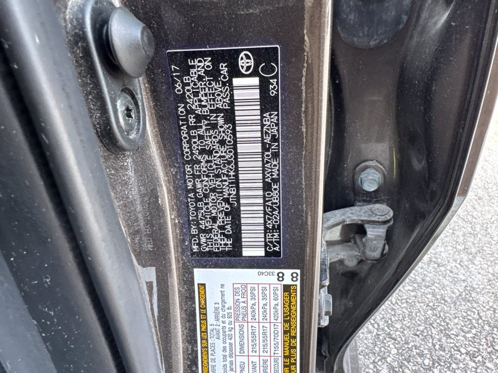 Used 2018 Toyota Camry LE w/ Convenience Package FWD image 14