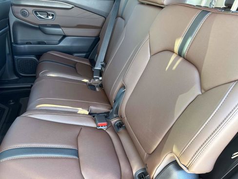 New 2026 Honda Pilot Touring image 16