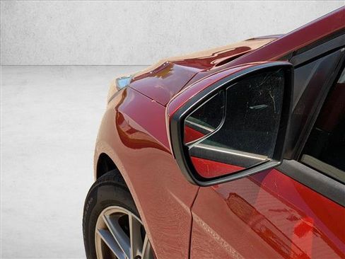 Used 2018 Ford Focus SE FWD image 14
