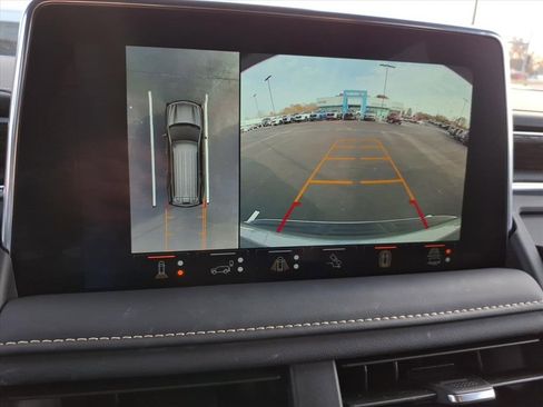 Used 2023 Chevrolet Tahoe Premier w/ Advanced Technology Package image 25