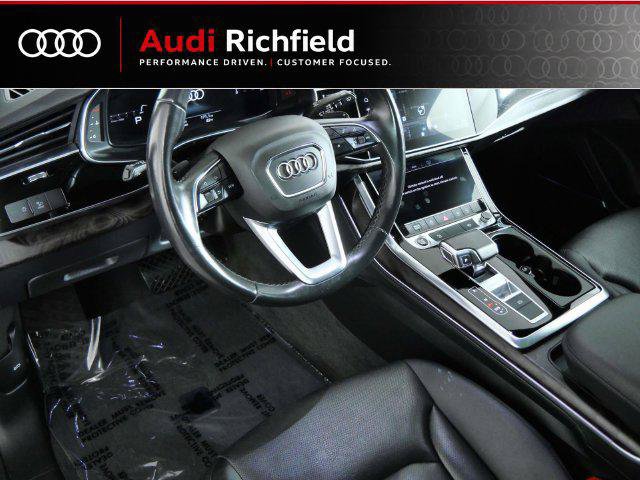 Used 2022 Audi Q7 3.0T Premium Plus w/ Premium Plus Package AWD/4WD image 9