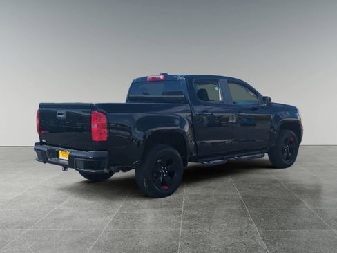 Used 2022 Chevrolet Colorado LT w/ Redline Special Edition image 5