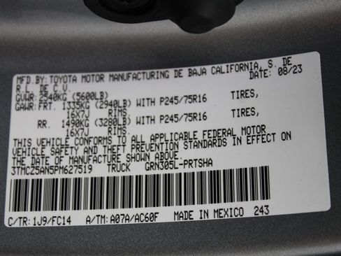 Certified 2023 Toyota Tacoma SR5 w/ Technology Package AWD/4WD image 62