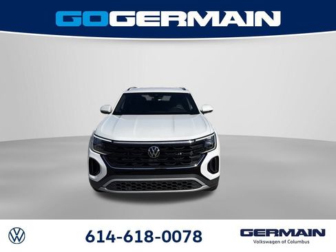 New 2026 Volkswagen Atlas Cross Sport SE AWD/4WD image 3