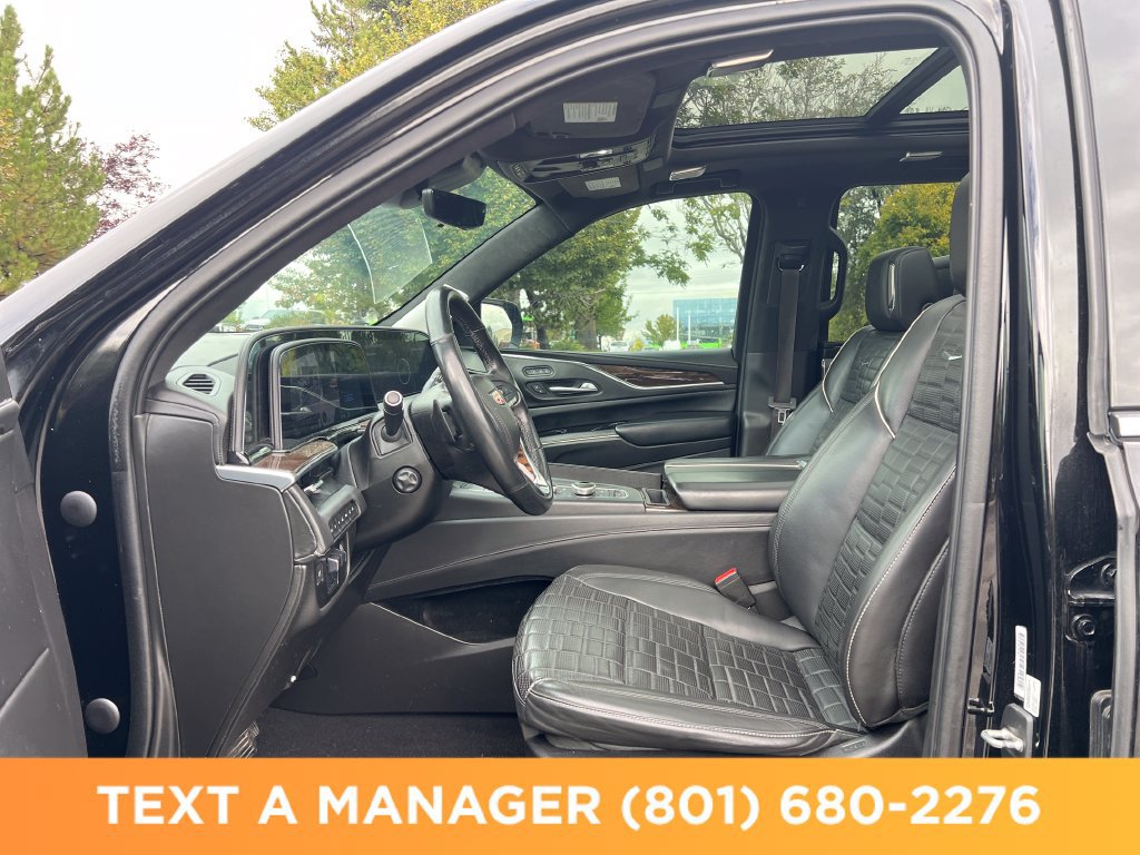 Used 2021 Cadillac Escalade ESV Premium Luxury Platinum AWD/4WD image 11