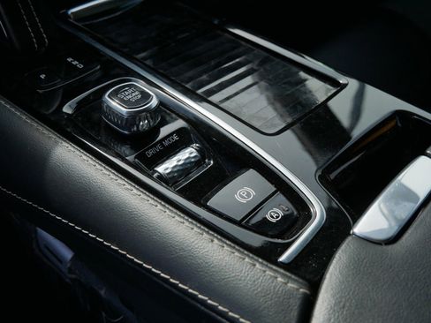 Used 2021 Volvo V60 T8 Polestar image 18