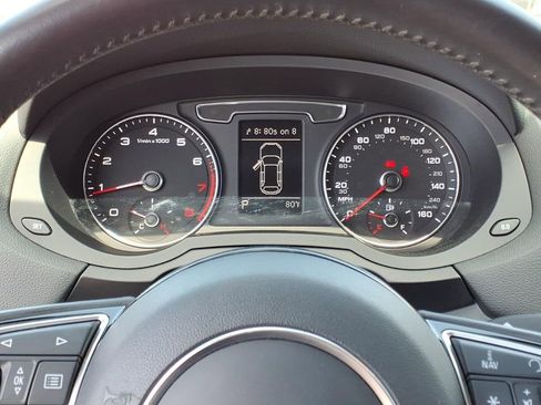 Used 2018 Audi Q3 2.0T Premium w/ Convenience Package image 17