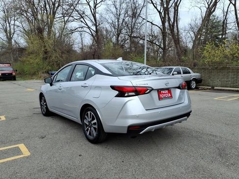 Used 2025 Nissan Versa SV image 6