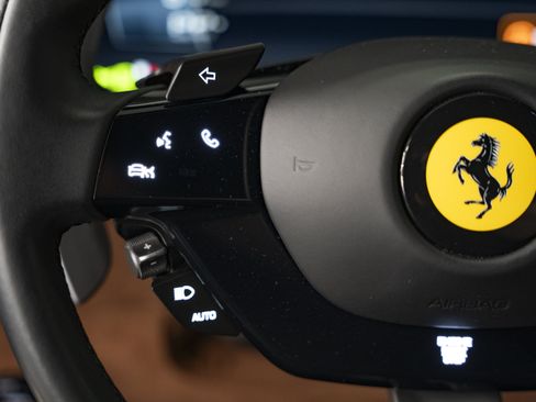 Used 2023 Ferrari Roma RWD image 32