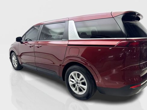 Used 2024 Kia Carnival LX FWD image 14