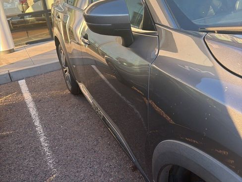 Used 2022 Nissan Pathfinder Platinum w/ Cargo Package image 9