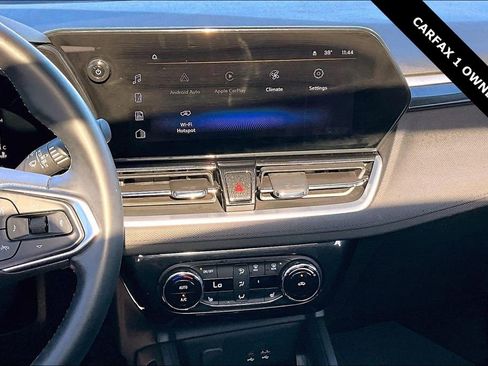 Used 2024 Chevrolet TrailBlazer LT w/ Convenience Package image 9