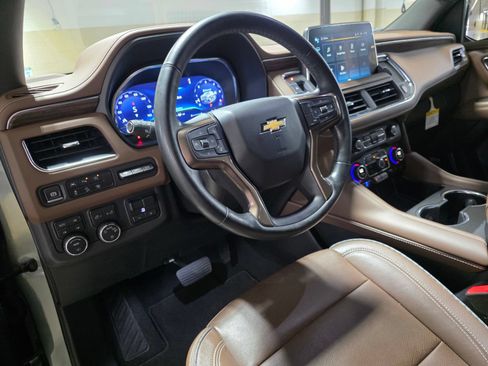Used 2024 Chevrolet Tahoe High Country AWD/4WD image 18