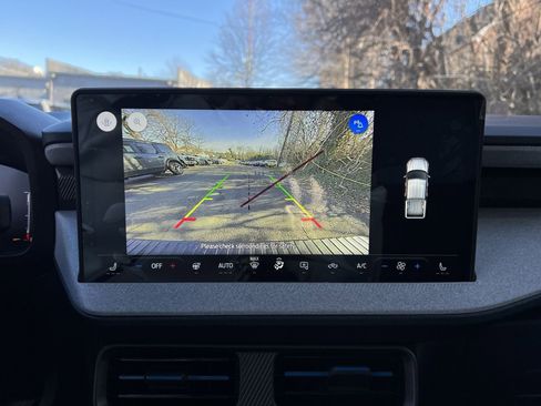 New 2025 Ford Maverick XLT w/ XLT Luxury Package image 19