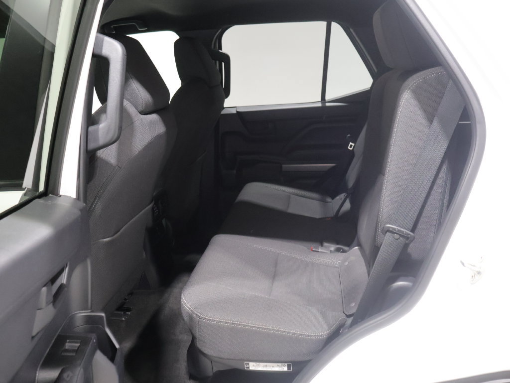 Used 2025 Toyota 4Runner SR5 AWD/4WD image 16