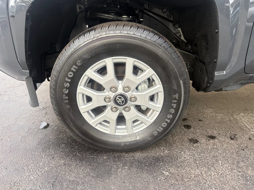 Used 2026 Toyota Tacoma SR5 RWD image 9