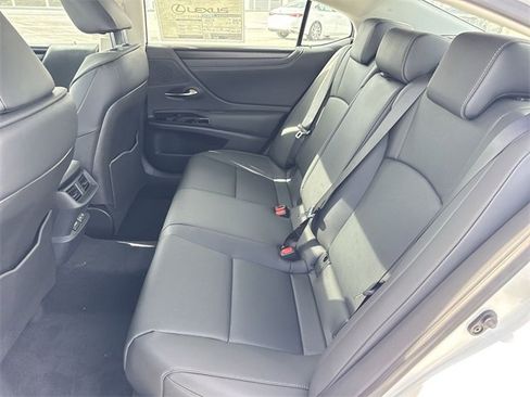 New 2025 Lexus ES 350 w/ Premium Package image 23