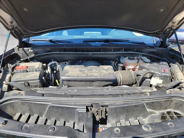 Used 2022 Chevrolet Suburban Z71 w/ Z71 Off-Road Package AWD/4WD image 27