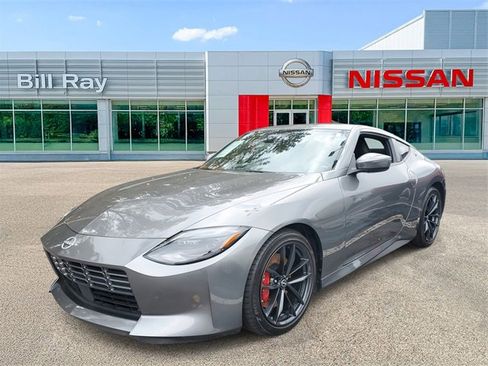 Certified 2024 Nissan Z Performance w/ Floor Mat Package image 2