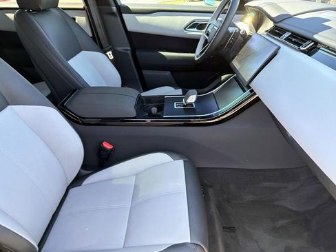 Used 2026 Land Rover Range Rover Velar Dynamic SE AWD/4WD image 11