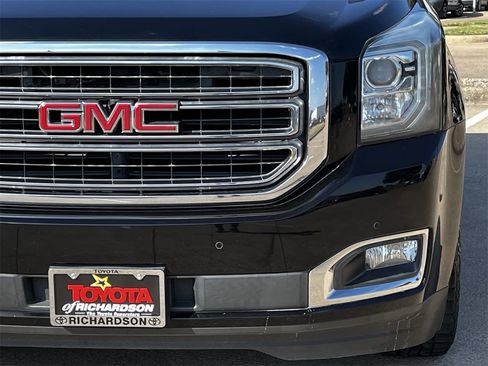Used 2017 GMC Yukon SLT image 8