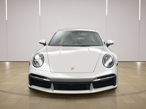 Certified 2022 Porsche 911 Turbo S AWD/4WD image 31