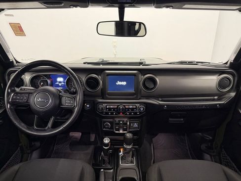 Used 2021 Jeep Wrangler Unlimited Sport image 24