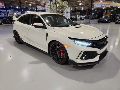 Used 2019 Honda Civic Type R image 4