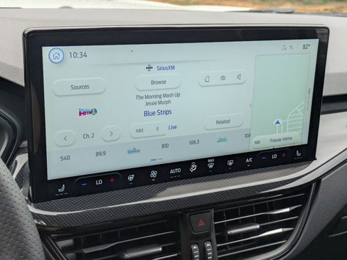 New 2025 Ford Escape ST-Line w/ Equipment Group 301A image 17