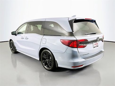 Used 2023 Honda Odyssey Sport image 18