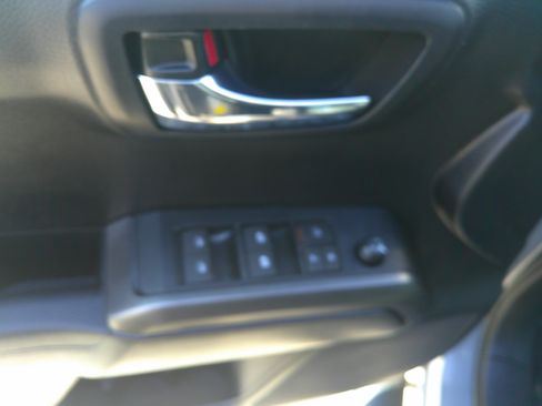 Used 2021 Toyota Tacoma TRD Off-Road w/ Technology Package image 18