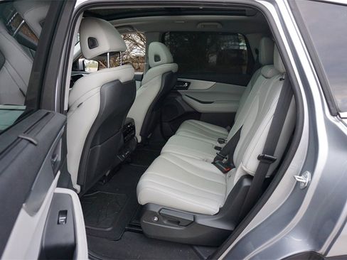 Used 2023 Acura MDX FWD w/ Technology Package image 16