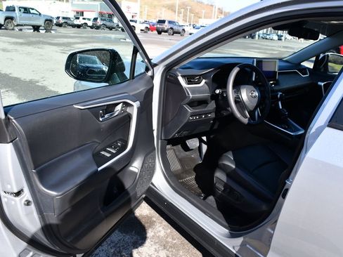 Used 2024 Toyota RAV4 XLE Premium image 12