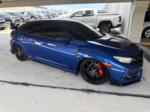Used 2019 Honda Civic Type R image 16