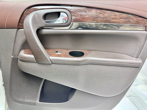 Used 2013 Buick Enclave Premium w/ Trailering Provision Package image 18