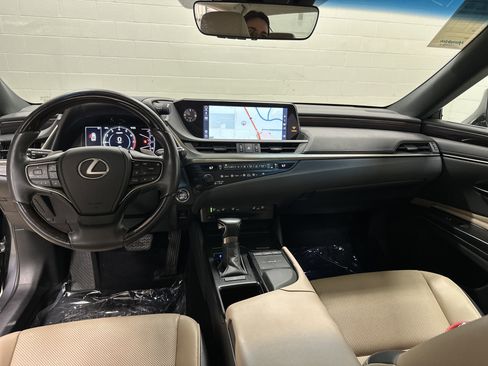 Used 2019 Lexus ES 350 image 29